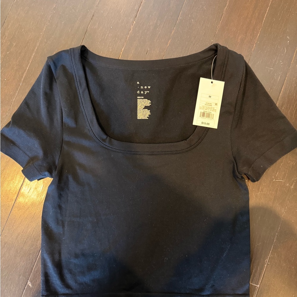 Black Short Sleeve Top